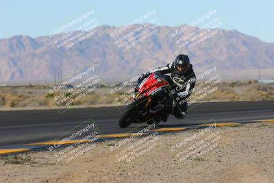 media/Dec-18-2022-SoCal Trackdays (Sun) [[8099a50955]]/Turn 4 Inside (10am)/